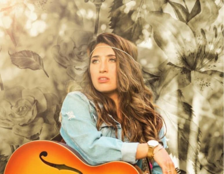 Después del lanzamiento de su primer tema No quiero bajo el sello de Warner Music, Lala Moré está de regreso y presenta ¿Quién lo diría? su más reciente canción inspirada en el amor. (ARCHIVO)