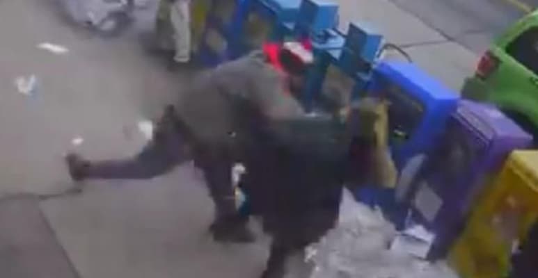 La víctima también sufrió una herida en la frente y tuvo que ser suturada (CAPTURA)