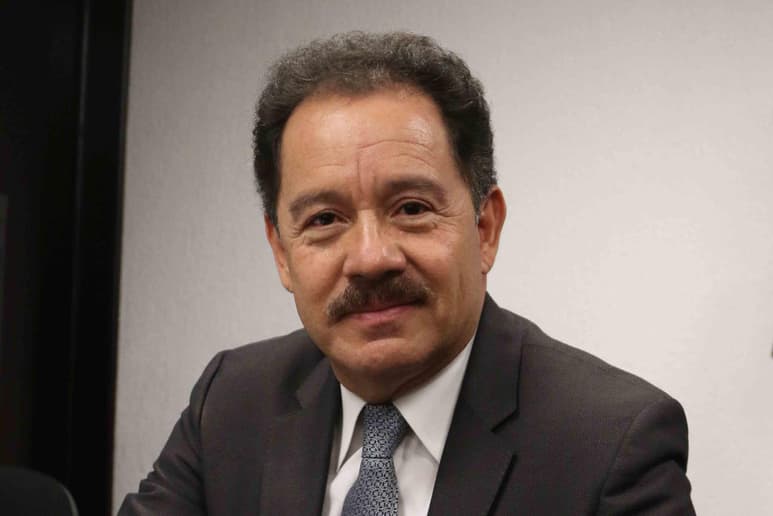 La fracción parlamentaria de Morena en el Senado de la República dará formal trámite a la aprobación de la iniciativa preferente del presidente Andrés Manuel López Obrador para reformar la Ley de la Industria Eléctrica, adelantó el coordinador parlamentario en la Cámara de Diputados, Ignacio Mier Velazco. (ARCHIVO)