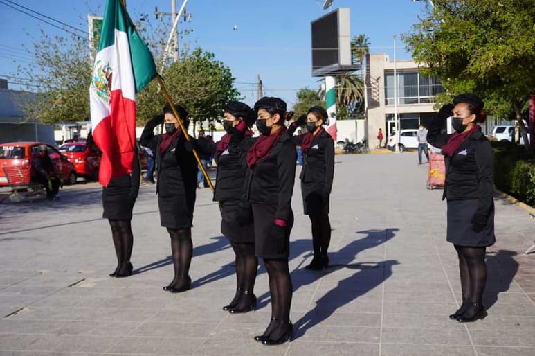 Ayer se realizó un acto cívico para comenzar los festejos de la ciudad. (EL SIGLO DE TORREÓN)