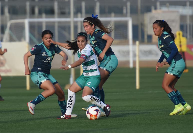 Tras debutar en el torneo con una victoria, las Guerreras acumulan ahora seis partidos seguidos sin ganar, aunque rompieron la racha de cinco descalabros. (JESÚS GALINDO)