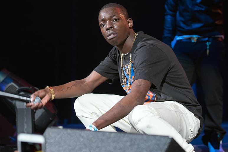 El rapero neoyorquino Bobby Shmurda, que cumplía condena en una prisión del estado de Nueva York por posesión de armas y conspiración, fue puesto en libertad vigilada este martes tras seis años entre rejas, informaron medios locales. (Especial) 