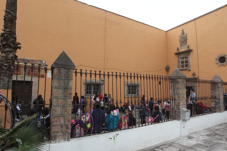 El regreso a clases presenciales será seguro, ordenado, gradual y cauto, siempre y cuando el semáforo epidemiológico esté en verde, estableció la SEP. (EL SIGLO DE TORREÓN)