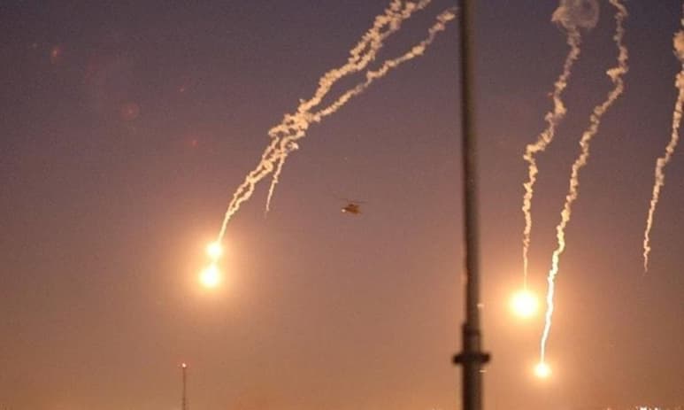 La milicia iraquí Kataib Hizbulá amenazó este viernes a Estados Unidos con 'responder' a modo de 'venganza' tras el bombardeo estadounidense en el este de Siria, que mató esta madrugada a un combatiente de este grupo desplegado en el país árabe para luchar contra Estado Islámico. (ESPECIAL)