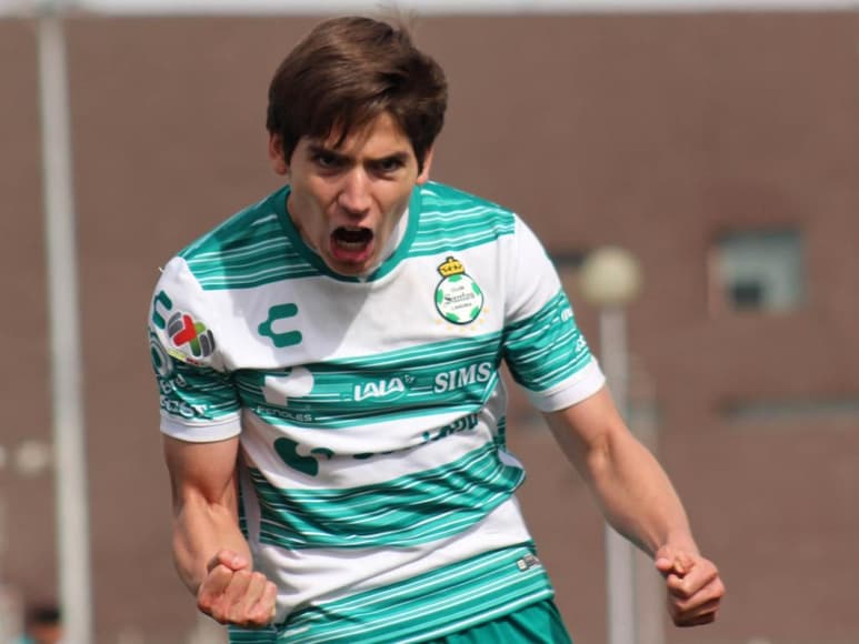 Una espectacular voltereta dieron los Guerreritos de la categoría Sub-17, al venir de atrás y remontar un marcador adverso, para vencer 3-2 a los Bravos de Juárez, en duelo que cerró la octava jornada del Guardianes 2021. (El Siglo de Torreón)