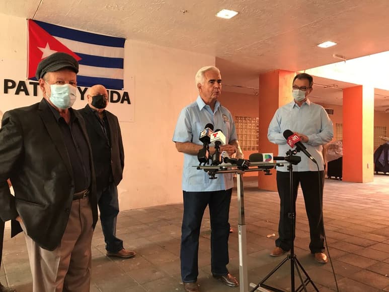 Organizaciones cubanas en Miami se unieron para apoyar al 'movimiento de toma de conciencia'. (EFE)