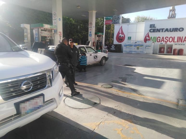 Los policías orientaron a la afectada para que a la brevedad interponga la denuncia correspondiente. (EL SIGLO DE TORREÓN)