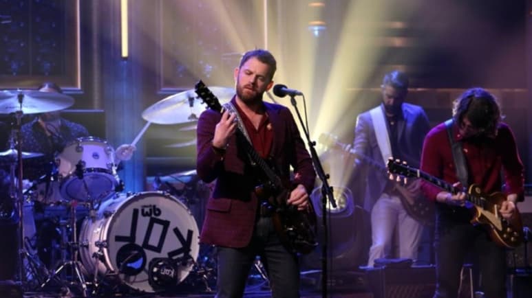 La banda de rock estadounidense Kings of Leon se convirtió este viernes en el primer grupo en presentar un álbum en formato NFT (Non-fungible token o token criptográfico), que ha titulado When You See Yourself. (ESPECIAL) 