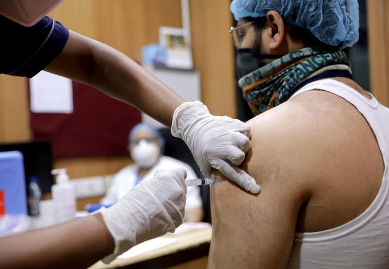 Un comité técnico de expertos de México dio el viernes su opinión favorable a la autorización de la vacuna Covaxin de la farmacéutica india Bharat Biotech. (EFE)