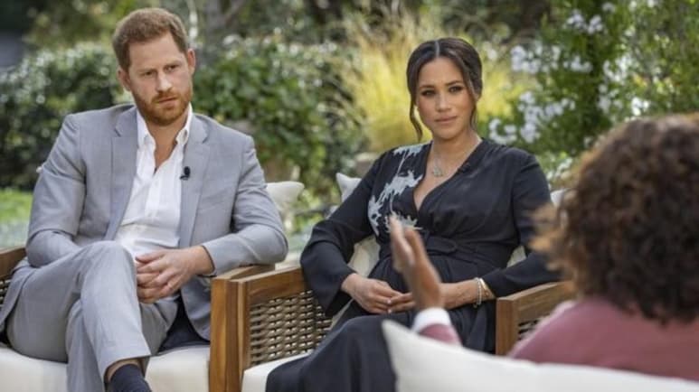 La cadena de televisión CBS pagó más de 7 millones de dólares por la entrevista exclusiva de Oprah Winfrey con los duques de Sussex, Meghan Markle y el príncipe Enrique (Harry), según una información publicada este viernes por The Wall Street Journal. (ESPECIAL)