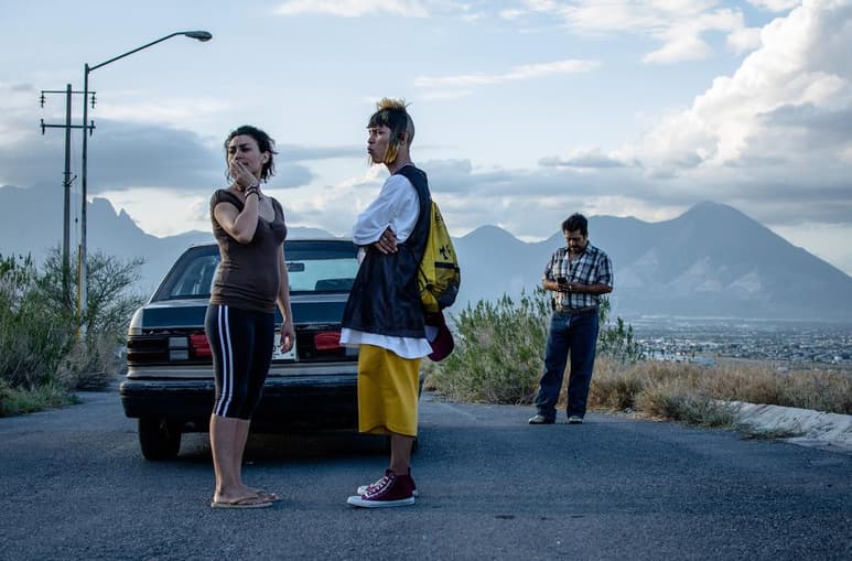 Fernando Trueba ha ganado esta noche para Colombia su primer Goya iberoamericano al imponerse con 'El olvido que seremos' a las representantes de México 'Ya no estoy aquí', Chile ('El agente topo') y Guatemala ('La llorona'). (ARCHIVO)
