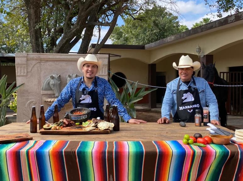 Cada jueves. Los integrantes del grupo Bronco mostrarán su faceta de cocineros por medio de su canal de Youtube.