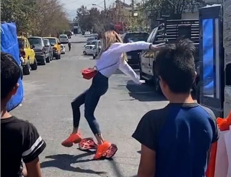 En el segundo día de campaña de Samuel García para la gubernatura del estado de Nuevo León, su esposa Mariana Rodríguez se volvió viral y tendencia a nivel nacional. (Twitter)