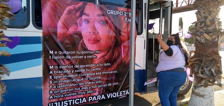 Jazmín Hernández mencionó estas palabras minutos antes de la caravana de este domingo 7 de marzo, que se realizó a las 6 de la tarde, un día antes del Día Internacional de la Mujer. (ARCHIVO)