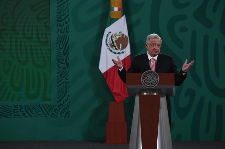 El colectivo que presentó el amparo en la Ciudad de México indicó que, de inicio, el Poder Ejecutivo está obligado a presentar la iniciativa para que el Congreso legisle.