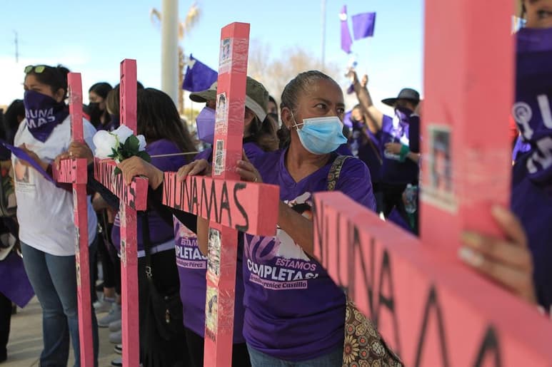 Estas cifras contemplan a las víctimas de homicidios dolosos y de feminicidios, reportadas por el secretariado ejecutivo del Sistema Nacional de Seguridad Pública (SESNSP). 