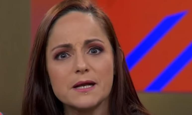 La tarde del pasado lunes durante el especial del Día Internacional de la Mujer en el programa de Rocío Sánchez Azuara a través de Imagen Televisión, la actriz y cantante Lolita Cortés interrumpió la transmisión para hablar sobre su desempleo y sus hijos. (YouTube)