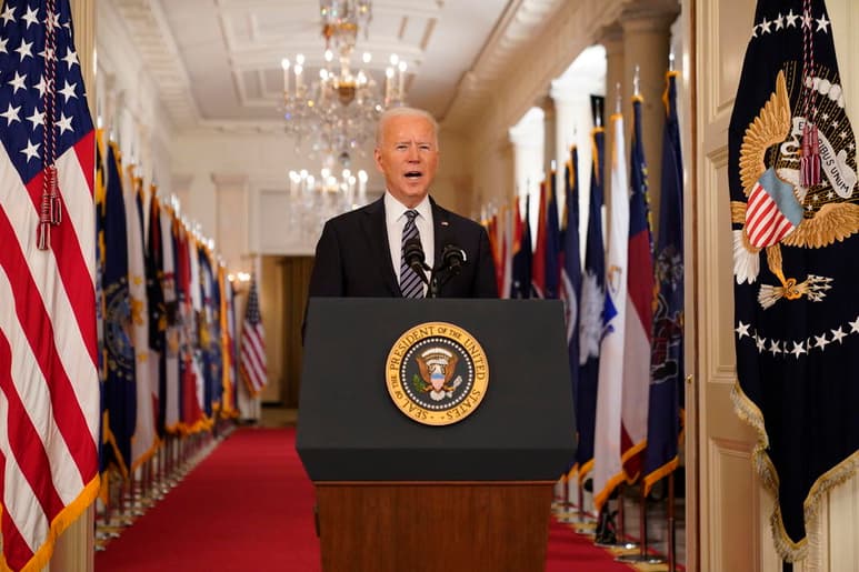 El presidente de Estados Unidos, Joe Biden, dijo este jueves que el próximo 21 de marzo, tras solo 60 días en el poder, habrá cumplido la promesa que hizo durante la campaña electoral de administrar 100 millones de dosis de la vacuna contra la COVID-19 en sus 100 primeros días. (ESPECIAL)