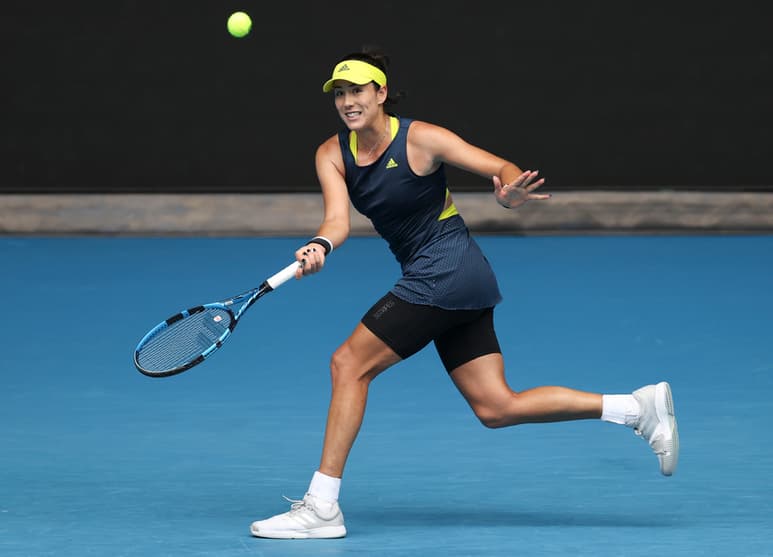 Garbiñe Muguruza se impuso 6-4, 7-6 a Elise Mertens y se enfrentará en la final a la checa Barbora Krejcikova. (ARCHIVO)