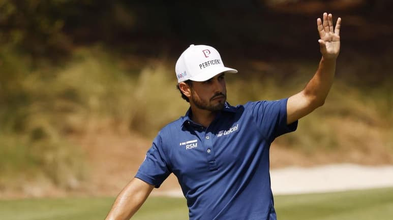 El golfista Abraham Ancer, tuvo una tercera ronda sin errores este sábado en The Players, para escalar posiciones, aunque se ubica a 7 golpes de distancia del líder, el inglés Lee Westwood. (ARCHIVO)