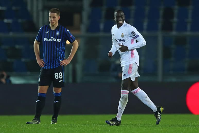Tras el cómodo triunfo del viernes contra el Spezia en la Serie A, el Atalanta se reunió este domingo en su centro deportivo para preparar la visita del martes al Real Madrid en la vuelta de los octavos de final de la Liga de Campeones, en una sesión en la que el holandés Hans Hateboer y el croata Bosko Sutalo se ejercitaron al margen. (Especial)