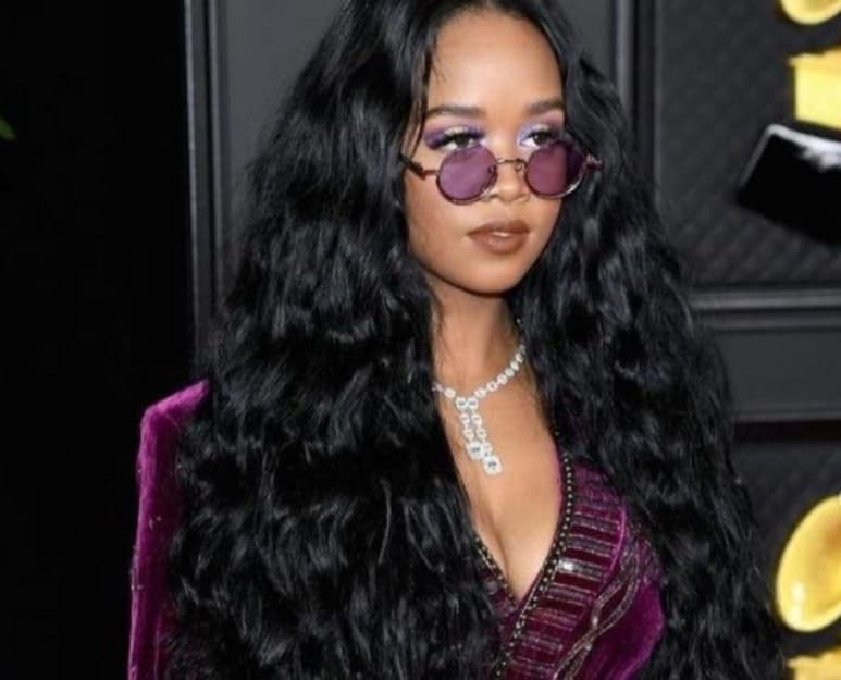 Un día después de ganar el Grammy a la canción del año, H.E.R. y sus colaboradores Tiara Thomas y D’Mile pasaron a ser compositores nominados al Oscar. (Especial)