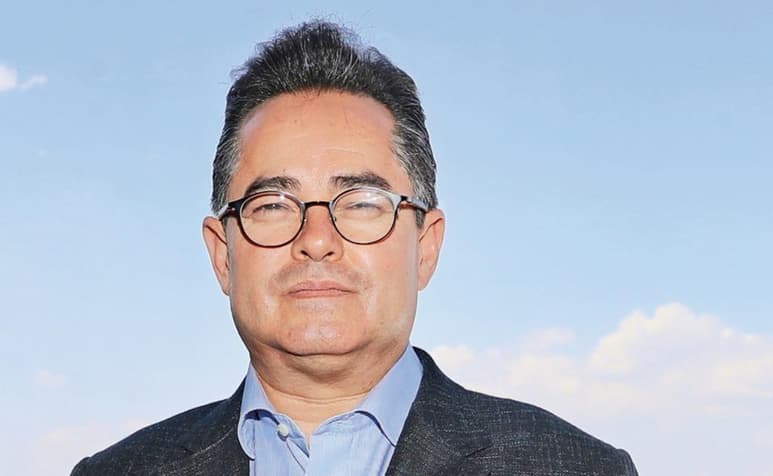Luego de los peritajes correspondientes, el vocero de la Fiscalía General de Justicia de la Ciudad de México, Ulises Lara, informó que Leonel Luna, exdelegado en Álvaro Obregón, conducía a exceso de velocidad y bajo los influjos del alcohol al momento del accidente donde se estampó contra un muro de contención y falleció. (ARCHIVO)