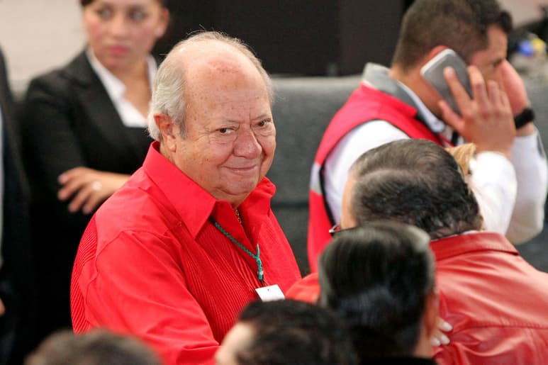 El Sindicato de Trabajadores Petroleros de la República Mexicana (STPRM) solicitó la jubilación para el exdirigente Carlos Romero Deschamps. (ARCHIVO)