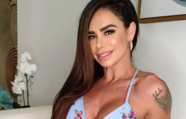 La bailarina cubana causo sensación al mostrarse patinando en bikini (@LISVEGAOFICIAL)