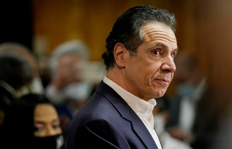 La oficina del gobernador de Nueva York, Andrew Cuomo, ha contratado a abogados externos para representar al gabinete ejecutivo de cara a las investigaciones sobre las acusaciones de acoso sexual y comportamiento inapropiado a las que se enfrenta el político, según información obtenida por The Wall Street Journal. (EFE)
