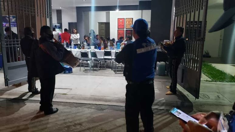 Cada fin de semana las autoridades del Municipio y Estado dispersan celebraciones masivas en distintos puntos de Torreón. (ARCHIVO)