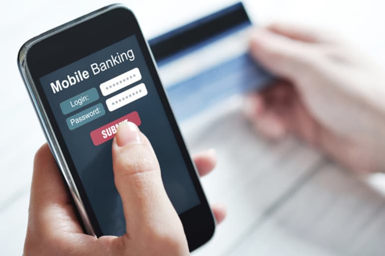 La medida solamente aplica a dispositivos móviles, como teléfonos, tablets o laptops. No aplica en compras con tarjetas bancarias.