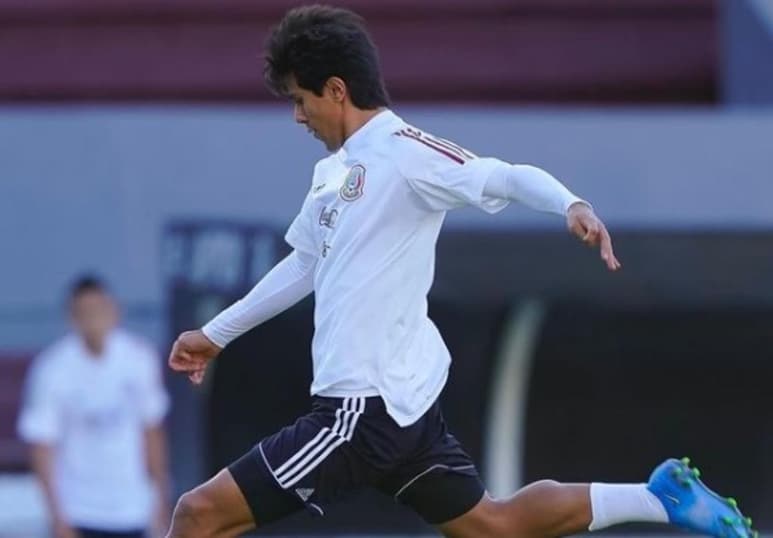 José Juan Macías está al 100 por ciento, así que podrá ser tomado en cuenta por Jaime Lozano para el segundo juego del Preolímpico de Concacaf ante Costa Rica. (ESPECIAL)