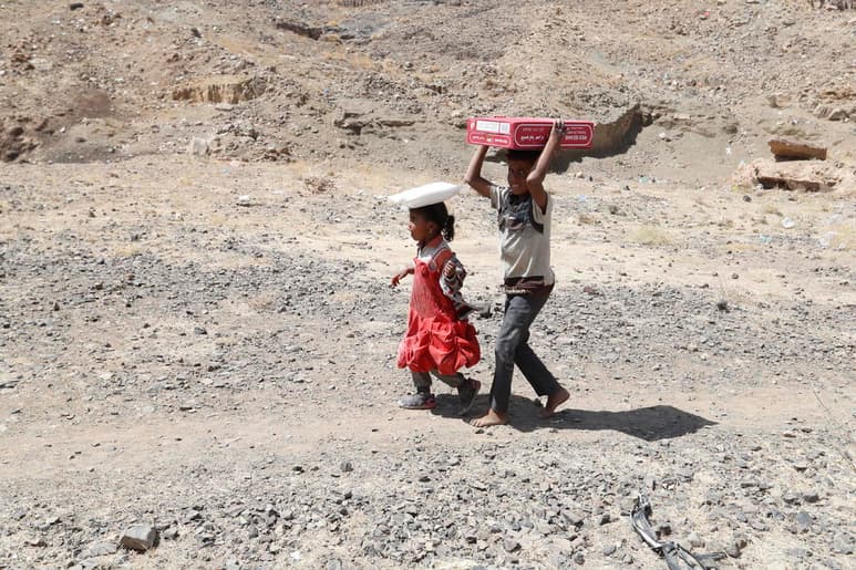 Casi una de cada cuatro víctimas civiles en la guerra del Yemen es un niño, informó hoy la organización Save the Children, que cifró en 2,341 los casos confirmados de menores muertos o heridos como consecuencia directa del conflicto armado entre 2018 y el año pasado. (ARCHIVO)