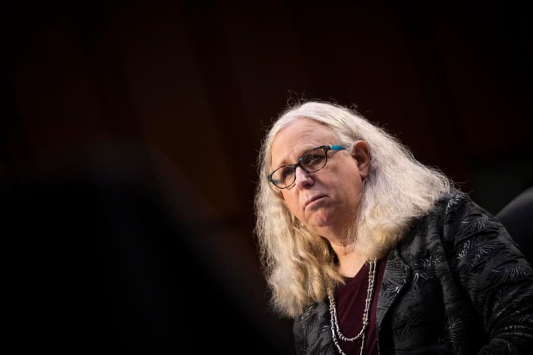 La médico transgénero Rachel Levine, nominada por el presidente de Estados Unidos, Joe Biden, como subsecretaria de Sanidad, fue confirmada este miércoles por el Senado del país, en una ratificación histórica. (EFE)