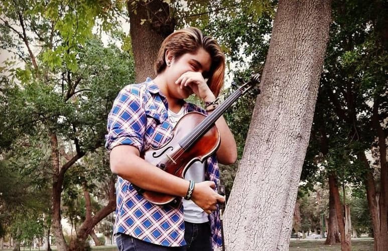 Orgullo. La violinista Paola Pesqueira obtuvo el tercer lugar en el Concurso Internacional de Talentos de Moscú.