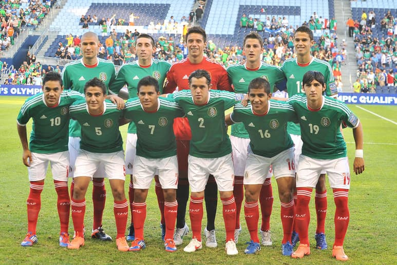 Londres 2012. De nueva cuenta, México se ubicó en el Grupo B del torneo terminando como líder. Aseguró su asistencia para los juegos en la capital inglesa al derrotar a Canadá 3-1 en las semifinales. En la final venció a Honduras 2-1. (JAM MEDIA)