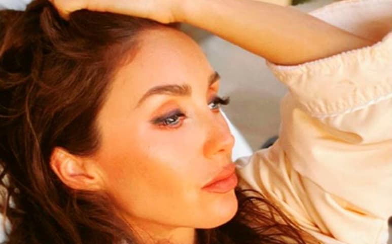 La carrera de Anahí en Televisa comenzó cuando ella apenas tenía dos años, en el programa infantil Chiquilladas. No sólo como actriz, sino también como cantante: el tema que interpretó, Te doy un besito, sirvió para cerrar diariamente la programación infantil del canal 5. (ESPECIAL)
