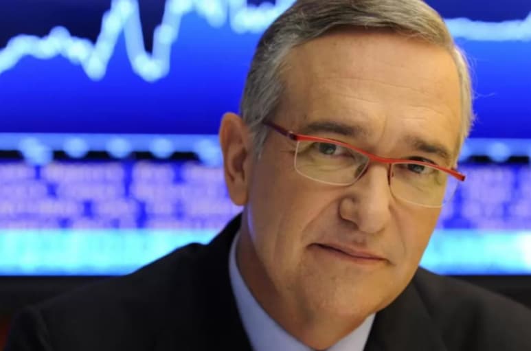 Ricardo Salinas Pliego, presidente de Grupo Salinas comentó que el Instituto Nacional Electoral (INE) debe 'morir pronto'.
(ARCHIVO)