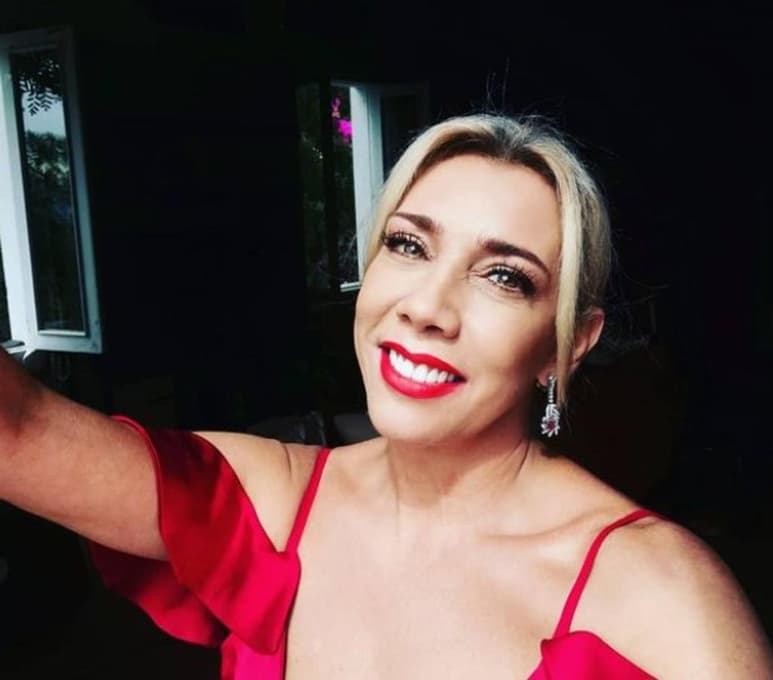 Cynthia Klitbo fue víctima de abuso sexual por un novio que se aprovechó de ella cuando tenía 14 años, así lo compartió la actriz en conferencia de prensa donde contó que los hechos sucedieron cuando fue a una fiesta con su novio de ese entonces. (Especial)