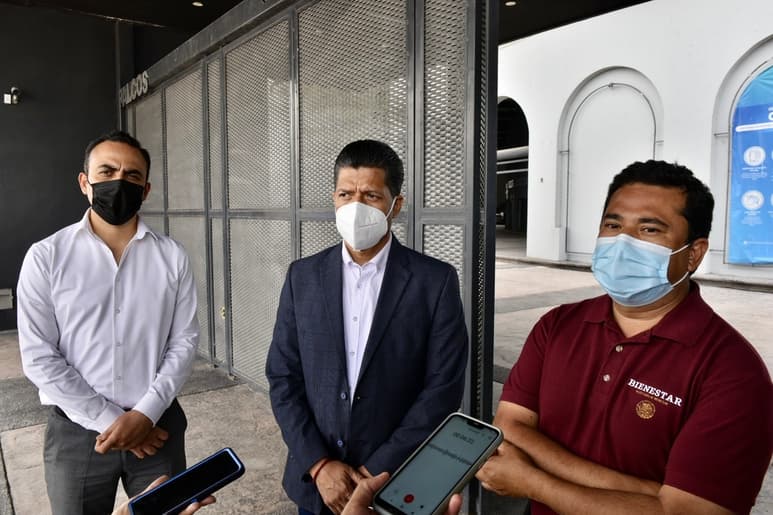 Ayer se reunieron las tres instancias de Gobierno en el Coliseo Centenario para modificar la logística de vacunación en Torreón. (ÉRICK SOTOMAYOR)