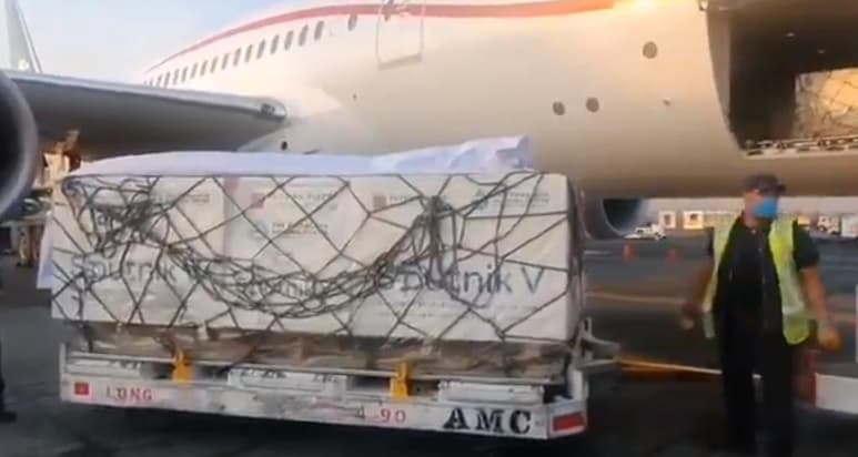 Llegaron a México 500 mil dosis de la vacuna rusa Sputnik V contra el COVID-19. (ESPECIAL)