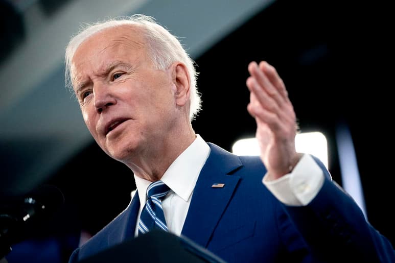 El Gobierno del presidente de Estados Unidos, Joe Biden, anunció este miércoles el despido de 40 expertos de la Agencia de Protección Medioambiental (EPA, en inglés) contratados por su antecesor, Donald Trump, y que han sido acusados de favorecer a la industria de los combustibles fósiles por grupos ecologistas. (ARCHIVO)