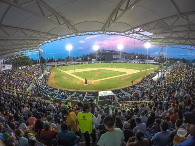 Con 16 partidos de exhibición y 32 días efectivos de prácticas, la mayoría de ellas en el centro de alto rendimiento “Mario Vázquez Raña” de esta capital, los Generales de Durango se encuentran listos para iniciar sus campos de entrenamiento este jueves 15 de abril, rumbo a la temporada 2021 de la Liga Mexicana de Béisbol. (ESPECIAL)