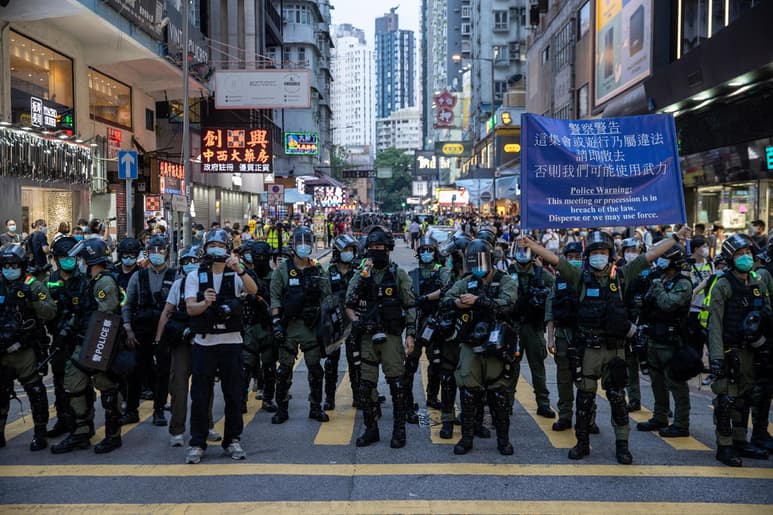El secretario de Estado Antony Blinken reafirmó el miércoles la resolución emitida el año pasado por el gobierno del expresidente Donald Trump en torno a que Hong Kong ya no es una región autónoma y sigue sin merecer un trato especial de Estados Unidos. (ARCHIVO)