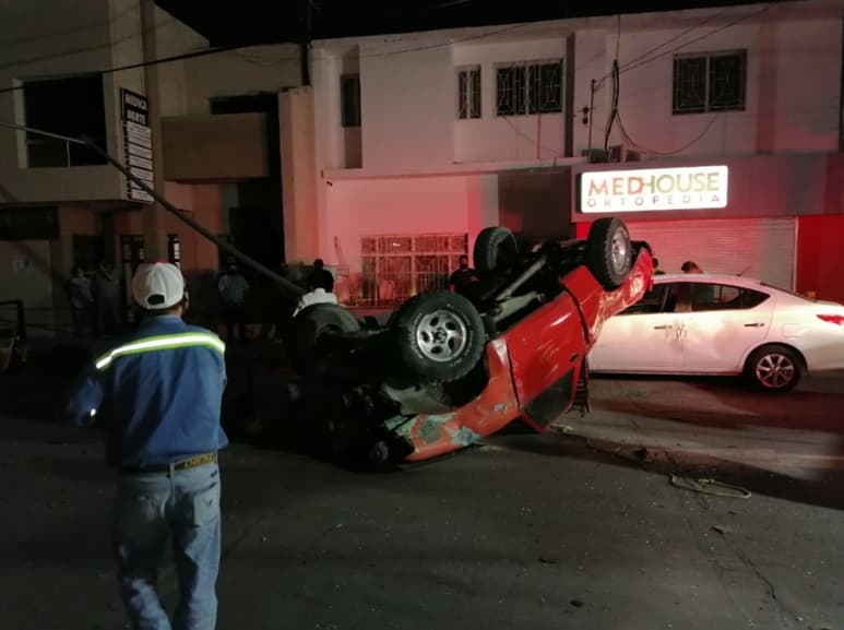 Ambos conductores alegaron luz verde. (EL SIGLO DE TORREÓN)