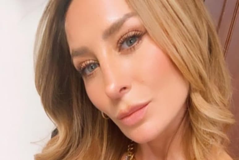 La actriz de 38 años lució su figura en traje de baño para Instagram (@GERALDINEBAZAN)