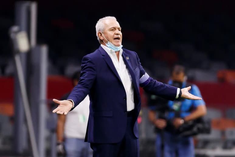 Javier Aguirre, entrenador de los Rayados de Monterrey, afirmó este viernes que su equipo tiene plantilla para afrontar la Liga local y la Liga de Campeones de la Concacaf que comienza el 6 de abril. (Especial)
