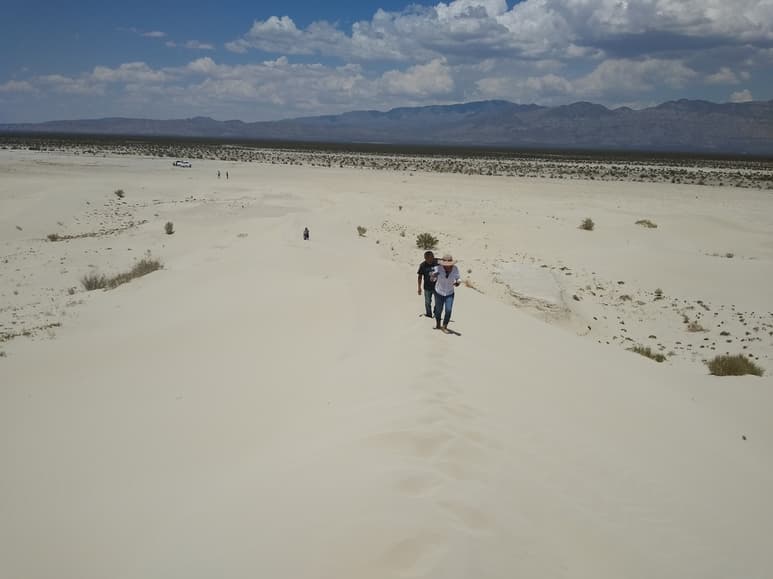 El Valle de Acatita cuenta con una gran riqueza natural, con las montañas de área y al otro extremo parajes boscosos donde emergen manantiales.