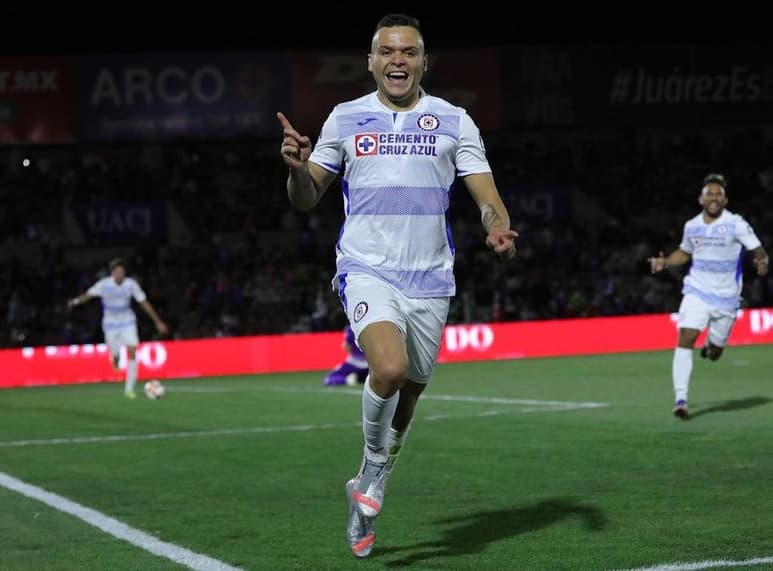 La Máquina de Cruz Azul venció a los Bravos de Juárez. (ESPECIAL)